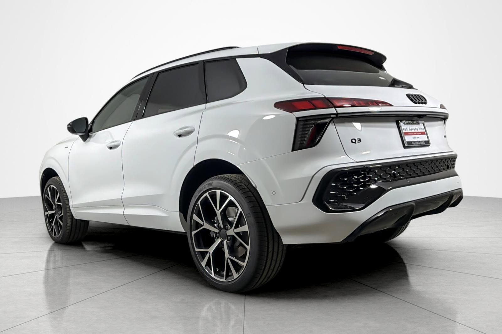 New 2026 Audi Q3 quattro 2.0T image 4