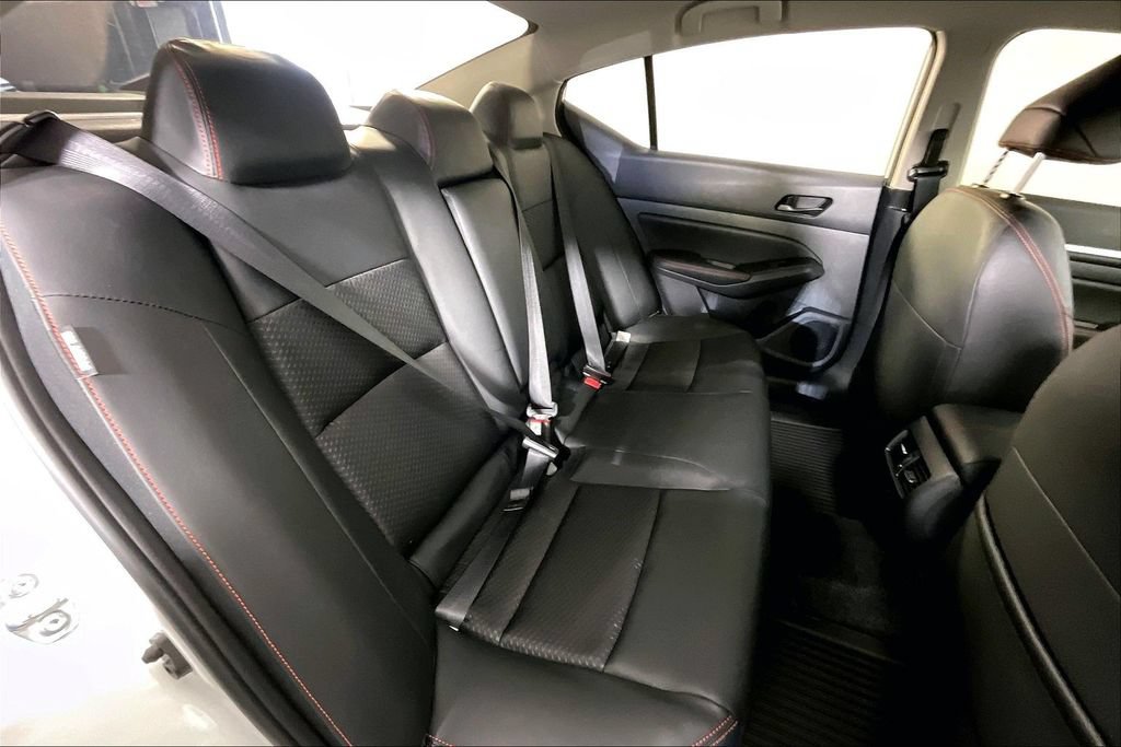 New 2026 Nissan Altima 2.5 SR AWD/4WD image 16