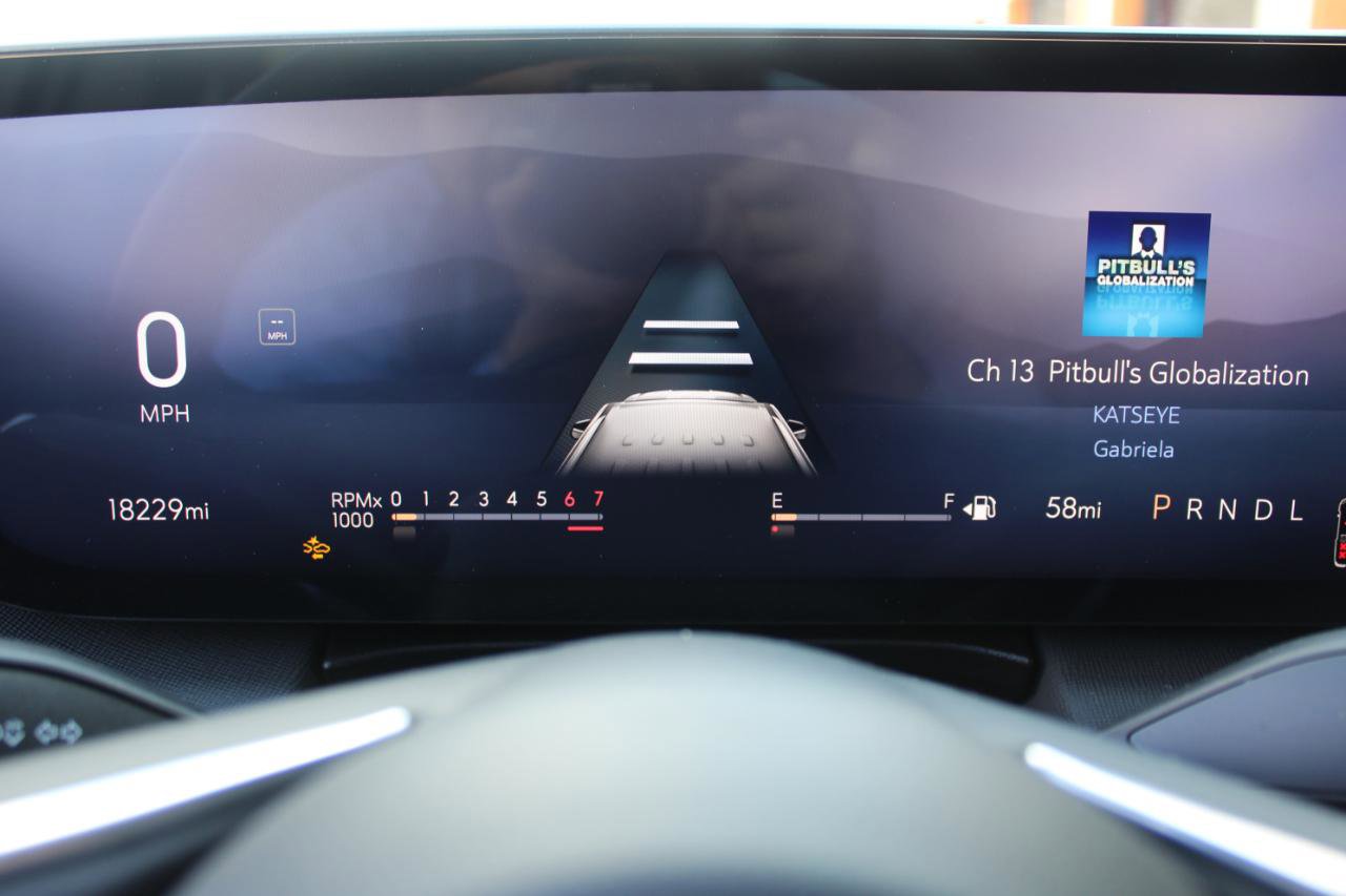 Used 2025 Buick Enclave Preferred image 23