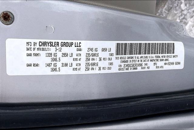 Used 2012 Dodge Grand Caravan SXT image 32