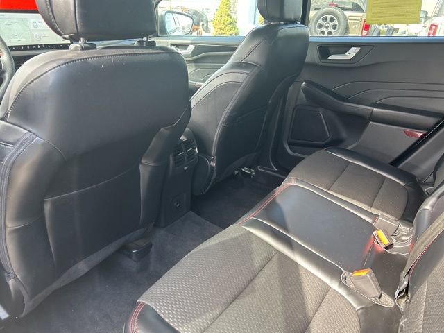 Used 2023 Ford Escape ST-Line w/ Tech Pack #1 AWD/4WD image 12