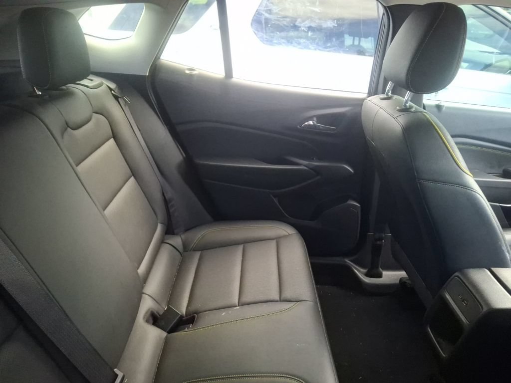 Used 2024 Chevrolet Trax ACTIV FWD image 10