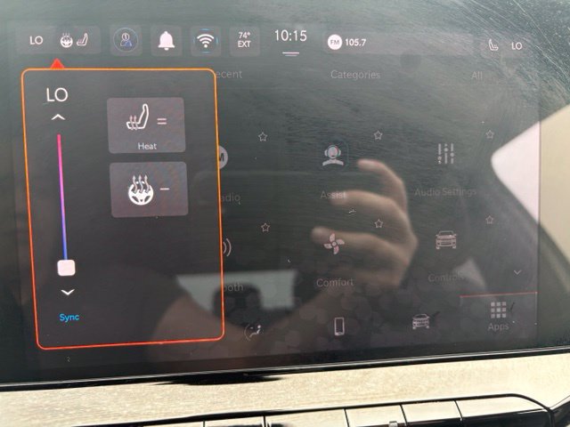 Used 2025 Jeep Compass Limited AWD/4WD image 29