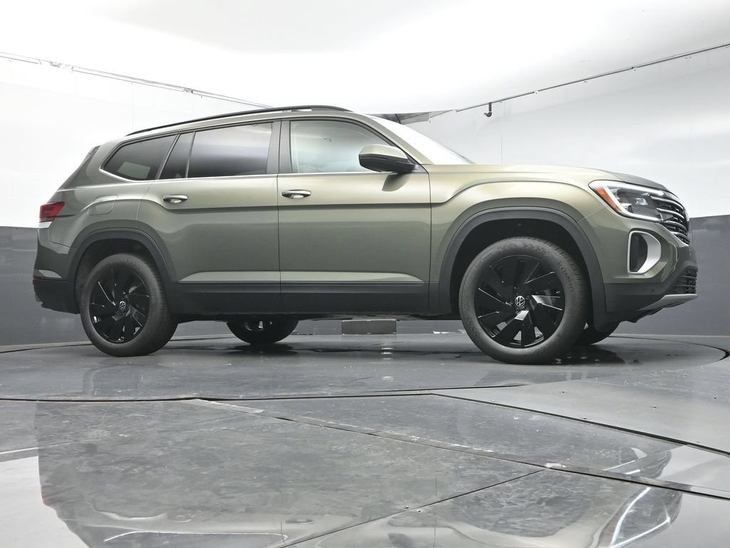 New 2026 Volkswagen Atlas SE FWD image 33
