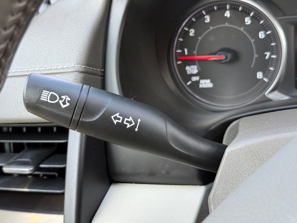 Used 2018 GMC Terrain Denali w/ Comfort Package image 17