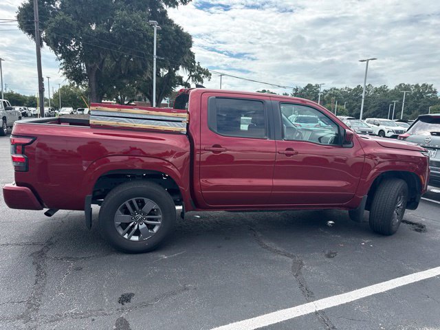 Used 2025 Nissan Frontier SV AWD/4WD image 10