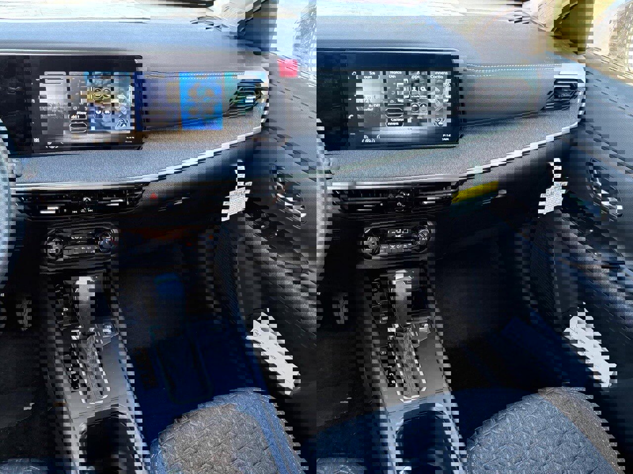 New 2026 Nissan Kicks SV image 11