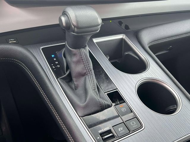 Certified 2025 Toyota Sienna LE w/ LE Plus Package AWD/4WD image 30