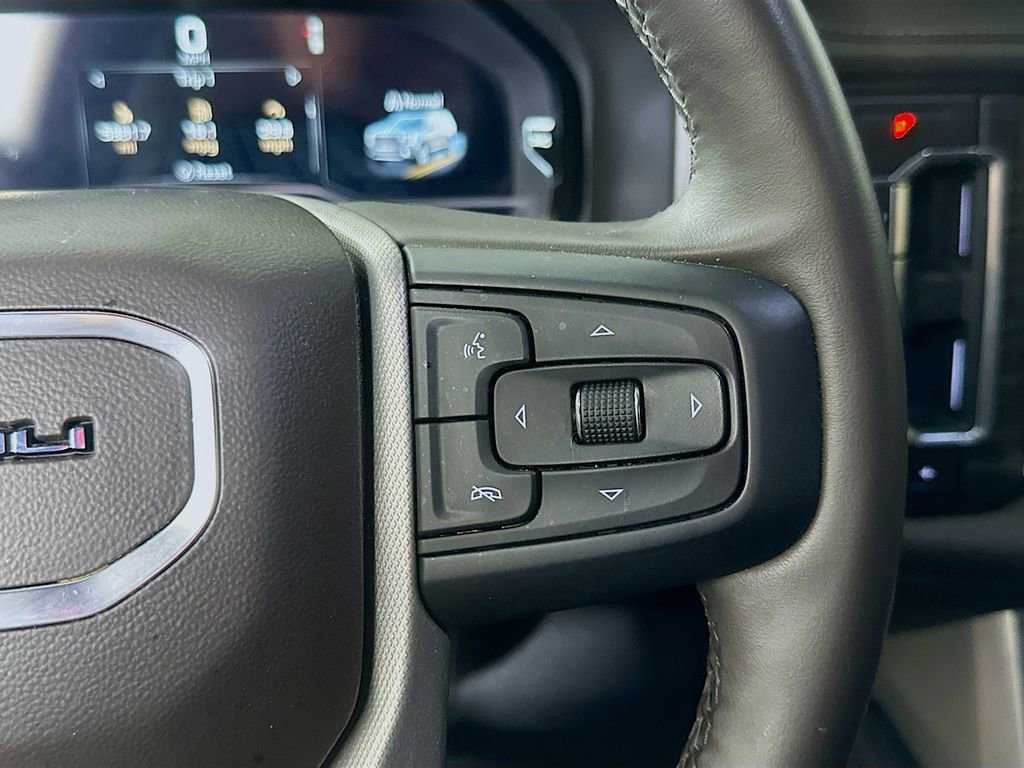 Used 2023 GMC Yukon Denali image 25