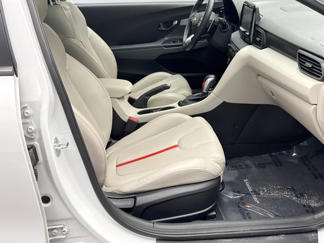 Used 2020 Hyundai Veloster Turbo Ultimate image 19