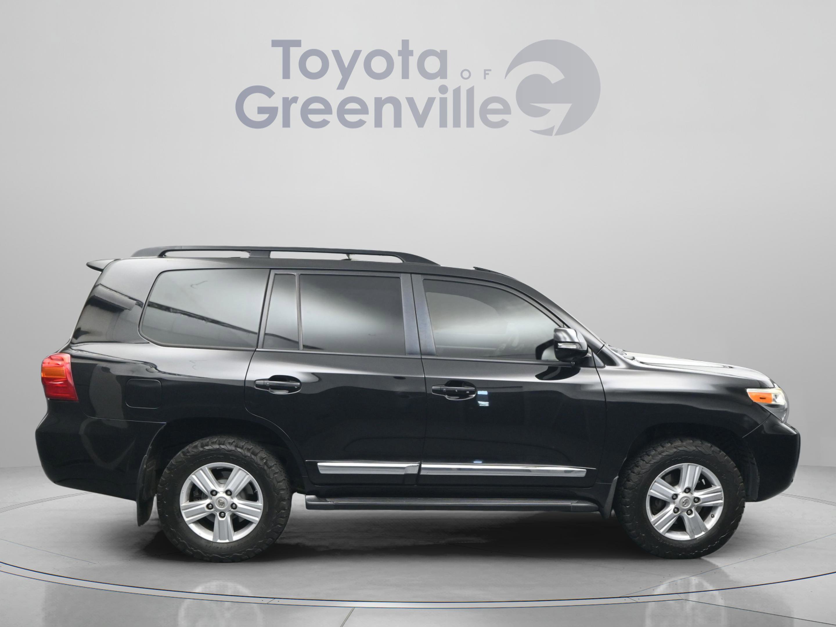 Used 2014 Toyota Land Cruiser AWD/4WD image 16