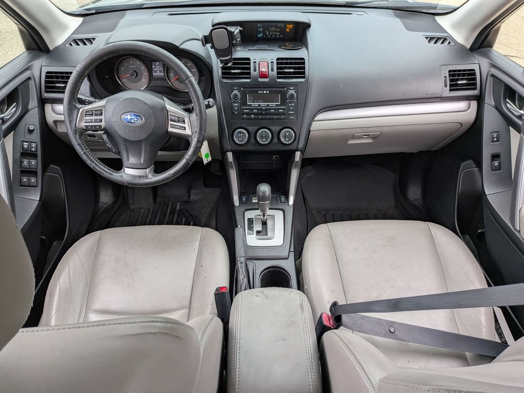 Used 2014 Subaru Forester 2.5i Limited AWD/4WD image 5