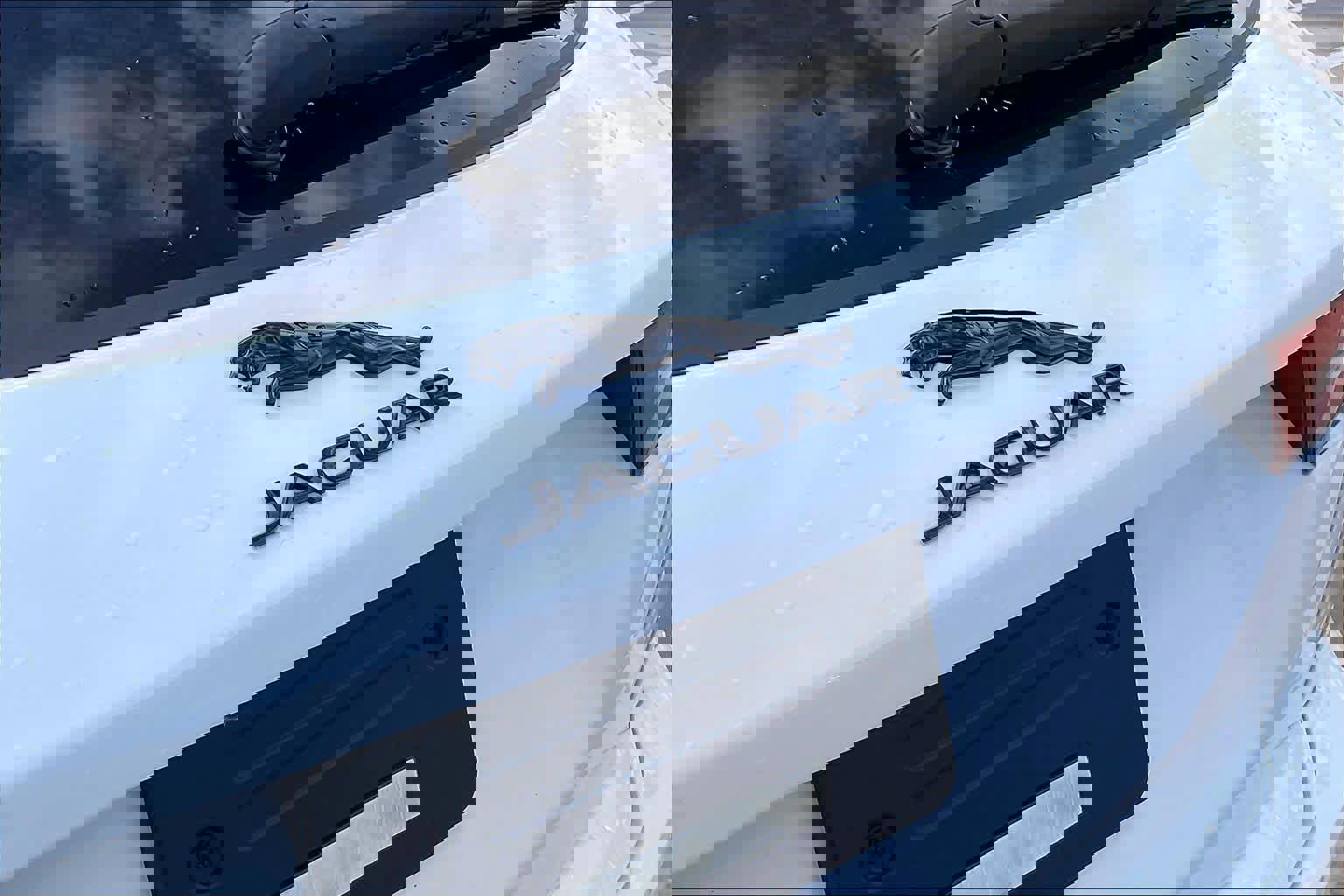 Used 2024 Jaguar E-PACE R-Dynamic SE AWD/4WD image 30