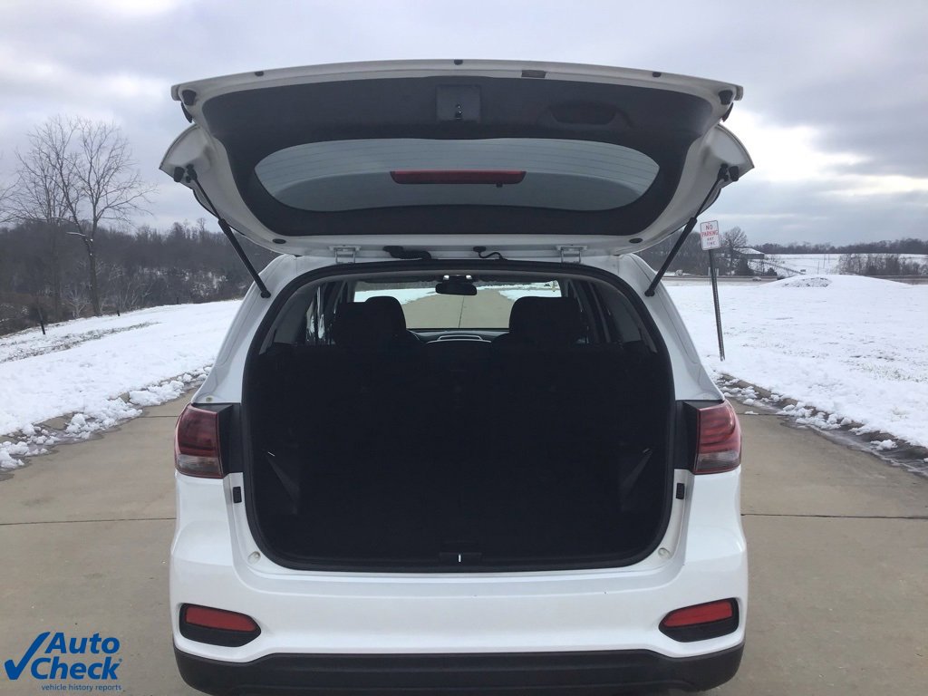 Used 2020 Kia Sorento LX image 5