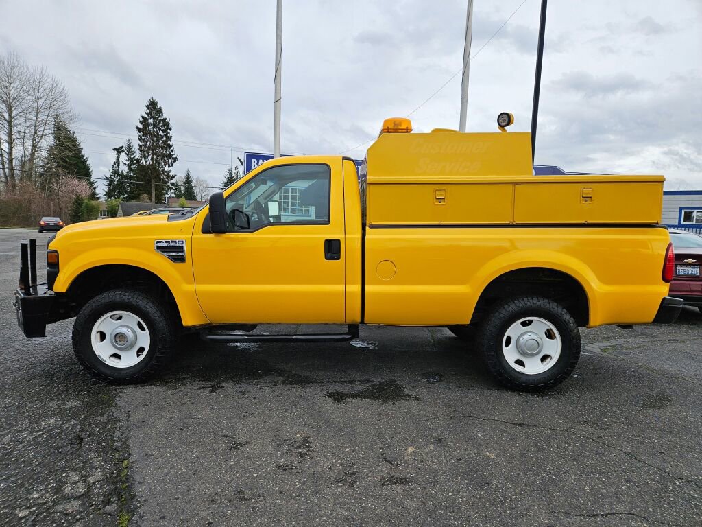 Used 2008 Ford F350 XL image 2