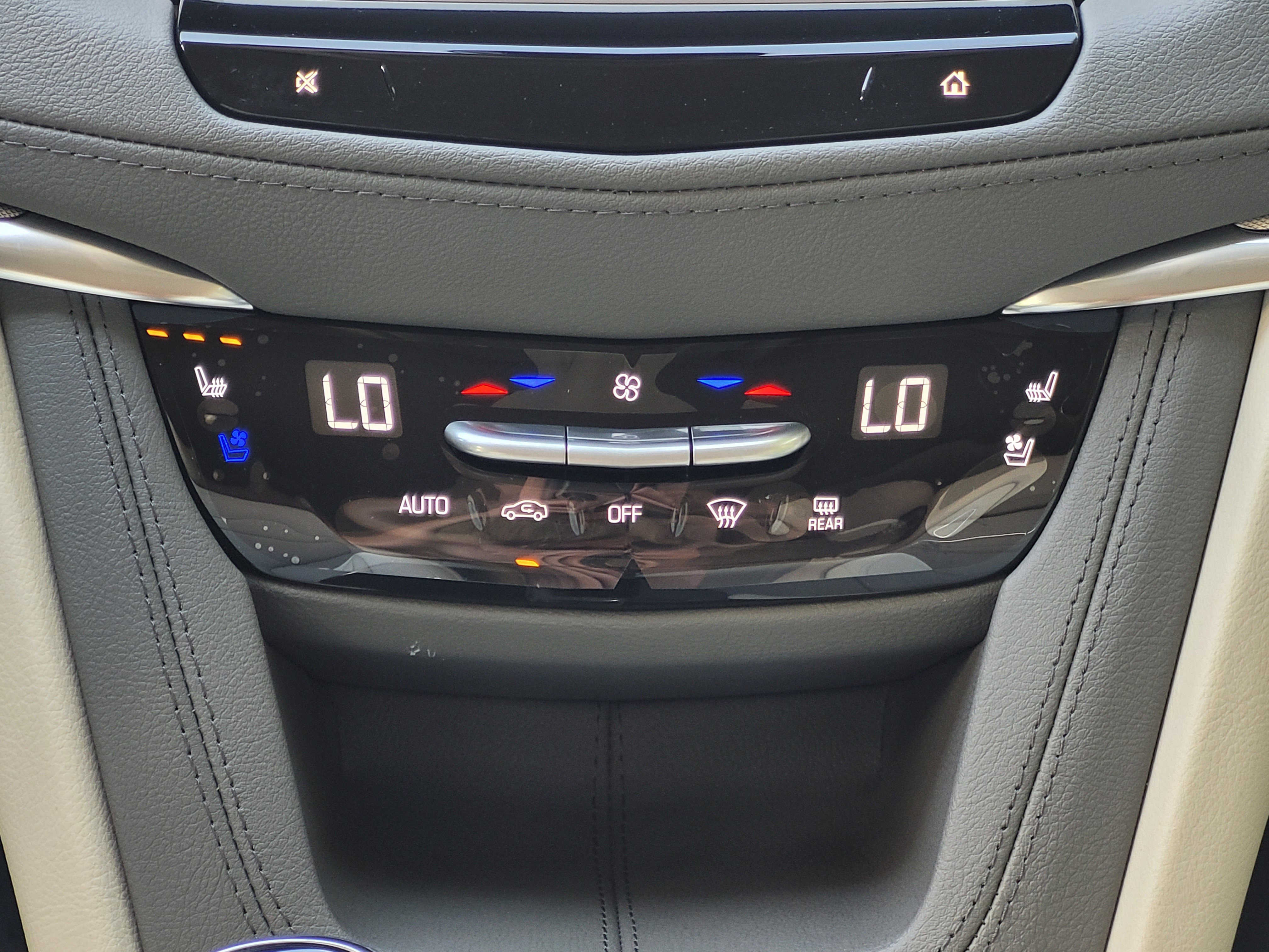 New 2026 Cadillac XT5 Premium Luxury w/ Driver Assist Package FWD image 16