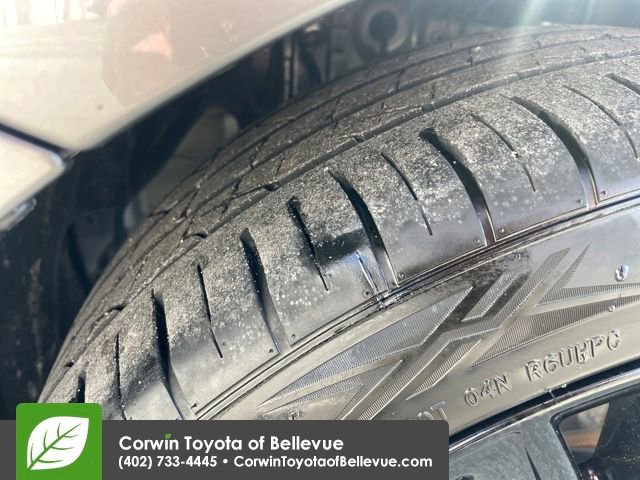 Used 2025 Toyota Camry SE image 28