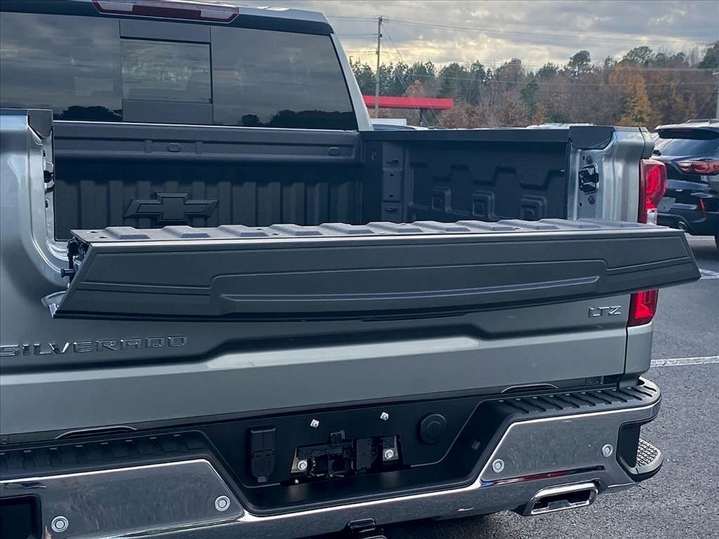 New 2026 Chevrolet Silverado 1500 LTZ image 5