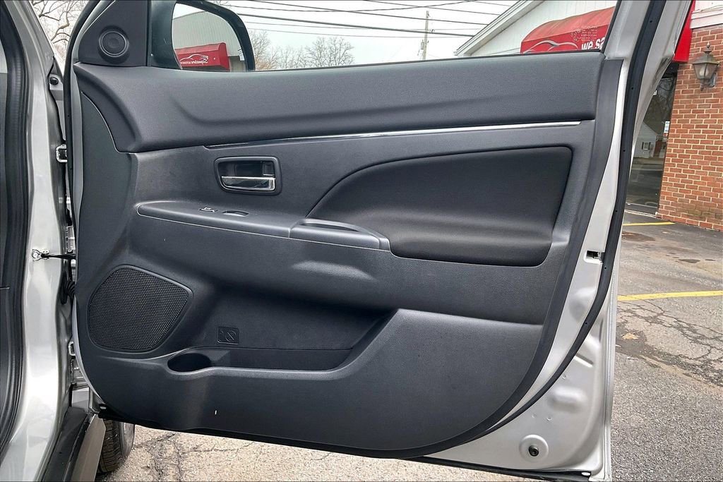 Used 2022 Mitsubishi Outlander Sport ES image 23