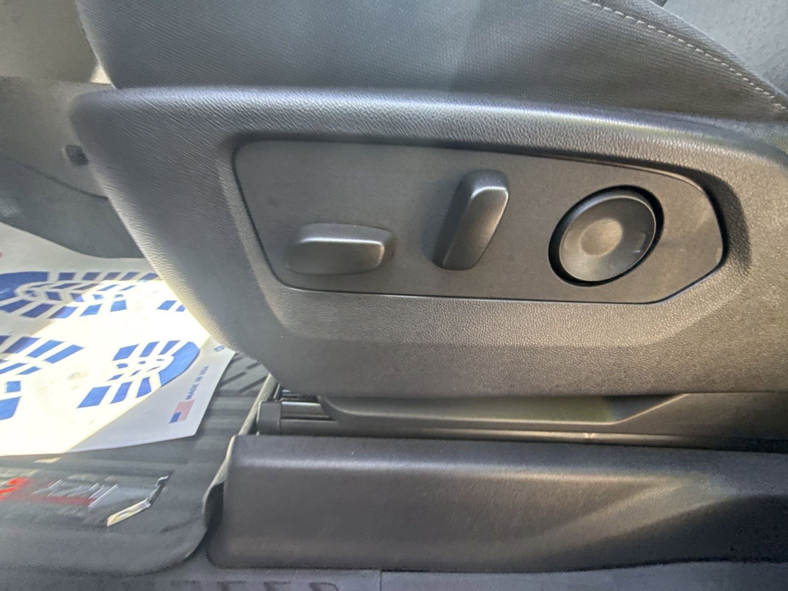 Used 2024 Chevrolet Silverado 1500 Custom AWD/4WD image 14