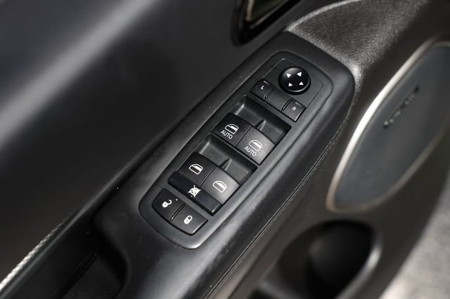 Used 2020 Dodge Durango R/T w/ Technology Group RWD image 52