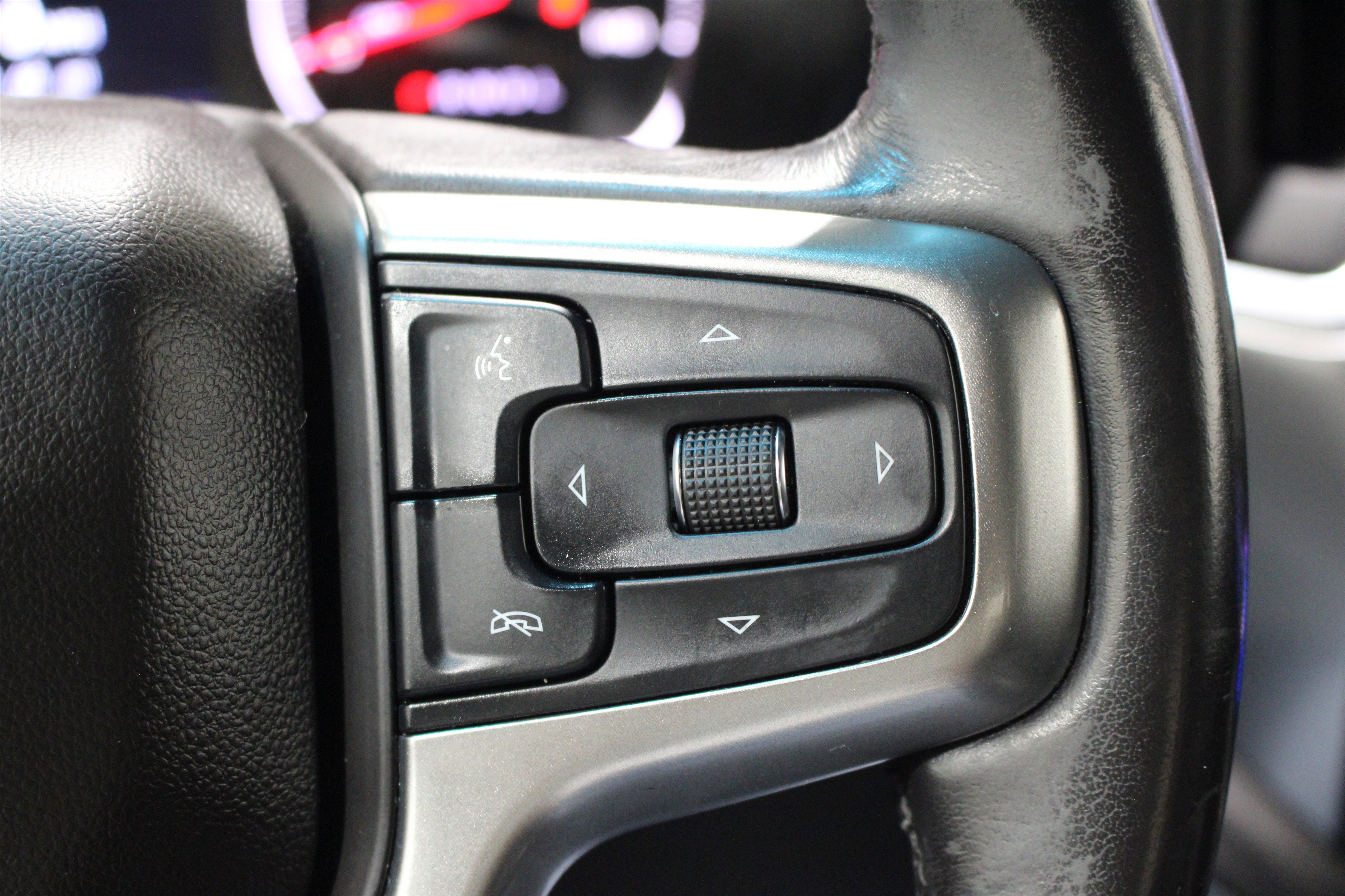 Used 2019 Chevrolet Silverado 1500 LT w/ All-Star Edition image 12