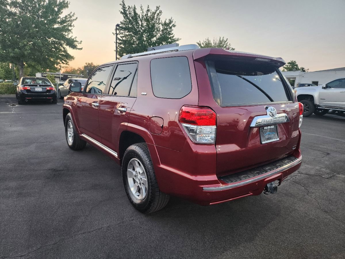 Used 2011 Toyota 4Runner SR5 image 3
