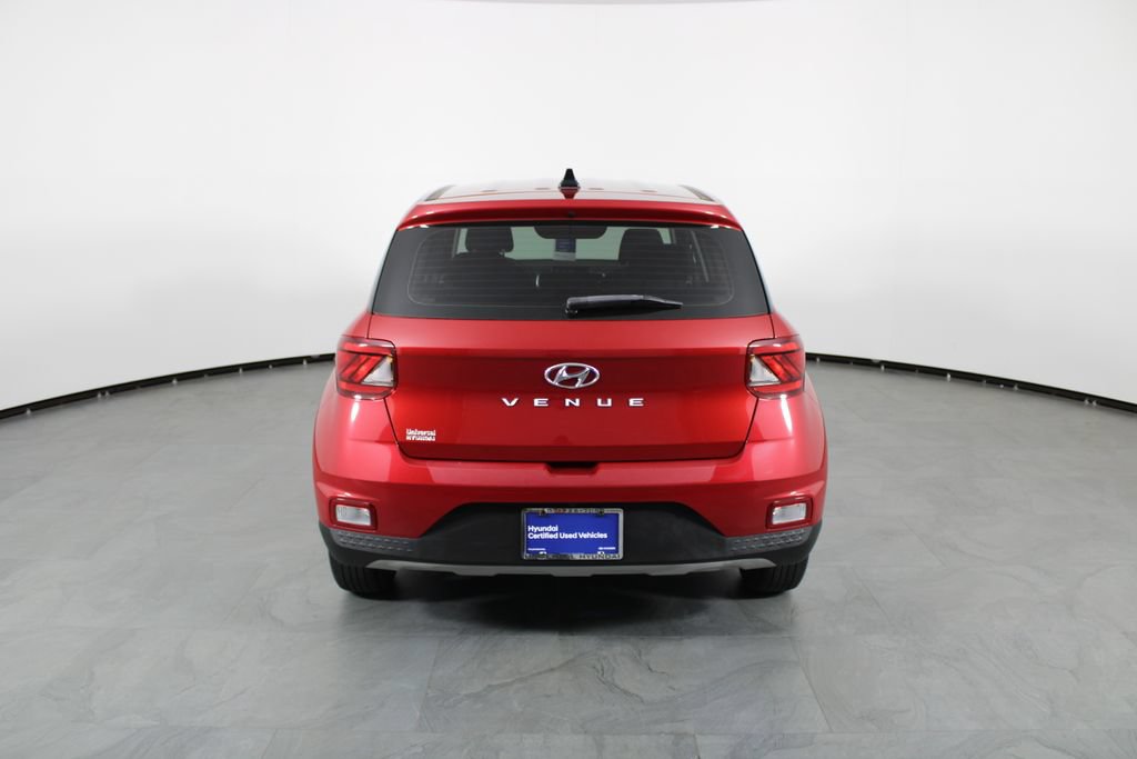 Certified 2022 Hyundai Venue SE FWD image 11