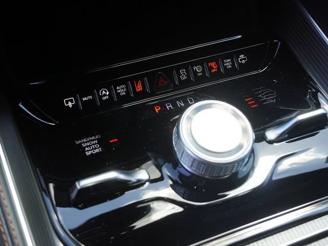 New 2026 Jeep Grand Wagoneer Summit AWD/4WD image 28