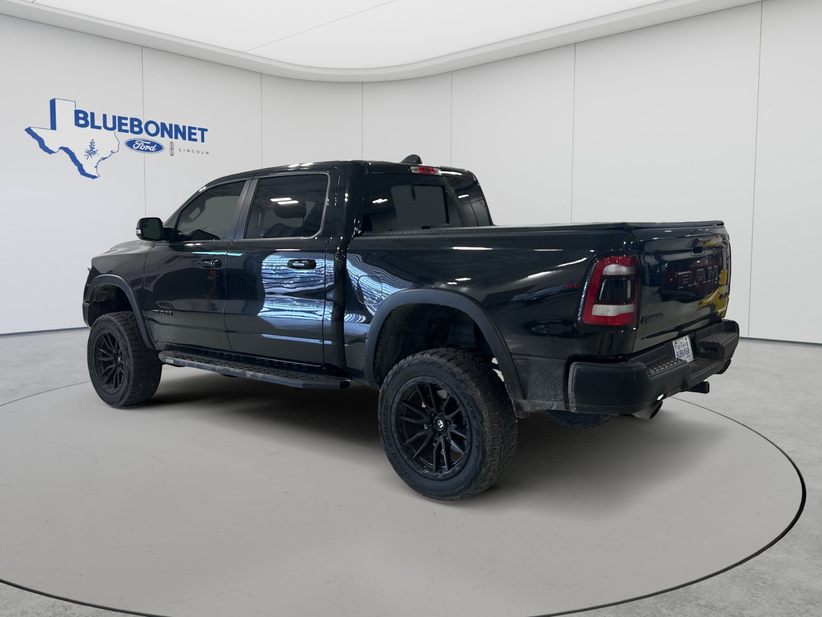 Used 2020 RAM 1500 Rebel w/ Rebel Level 1 Equipment Group AWD/4WD image 6