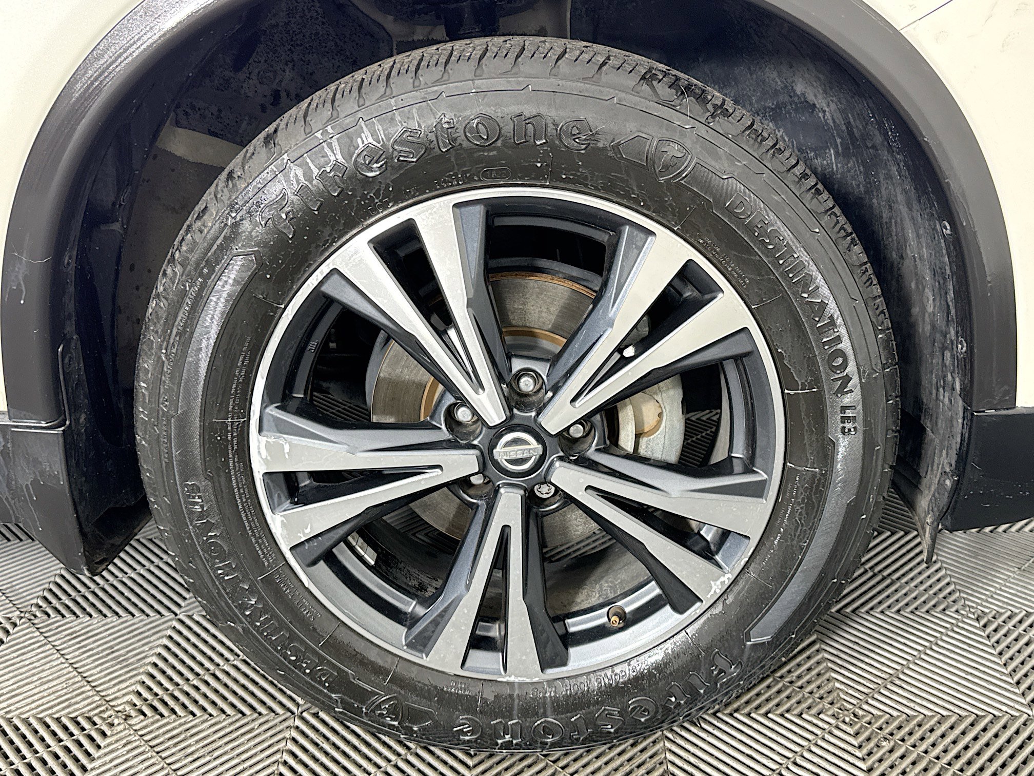 Used 2017 Nissan Rogue SL image 31