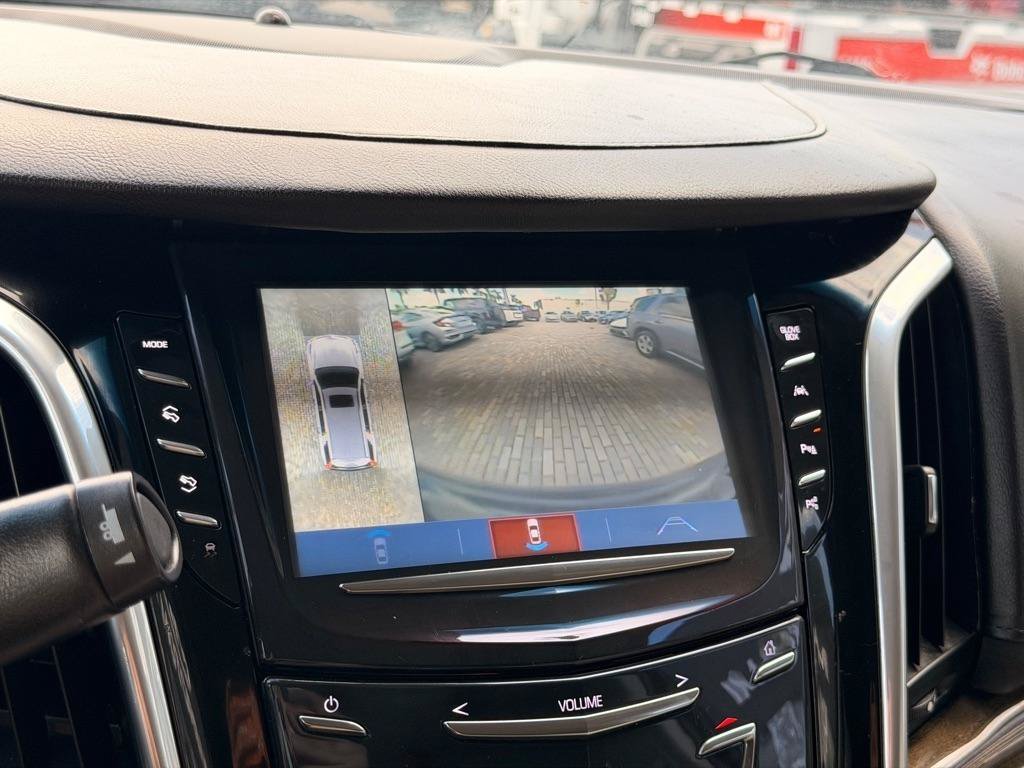 Used 2020 Cadillac Escalade ESV Luxury w/ Escalade Sport Edition AWD/4WD image 19