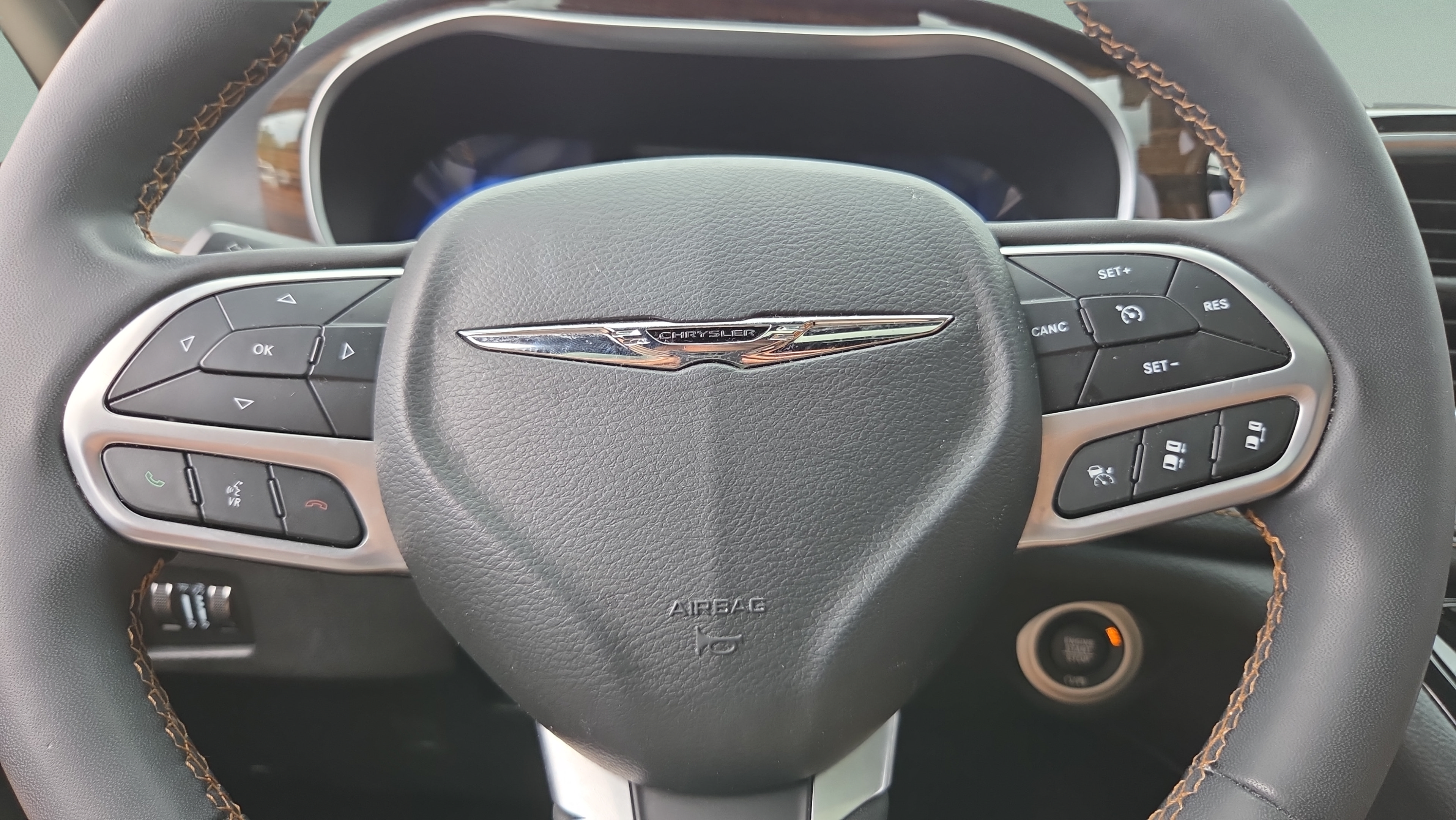 Used 2022 Chrysler Pacifica Pinnacle FWD image 27