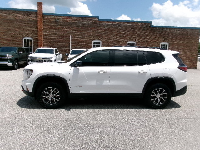Used 2024 GMC Acadia AT4 w/ Luxury Package AWD/4WD image 6