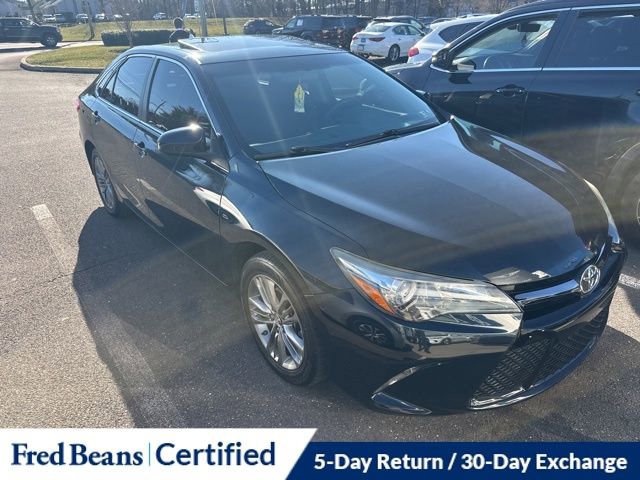 Used 2016 Toyota Camry SE w/ Moonroof Package image 13