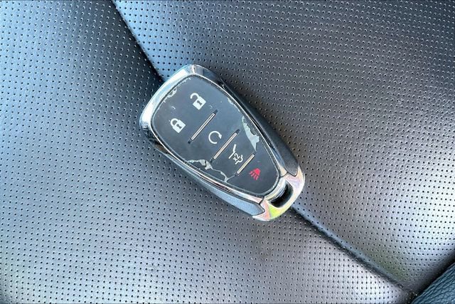 Certified 2019 Chevrolet Equinox Premier w/ LPO, Floor Liner Package AWD/4WD image 11