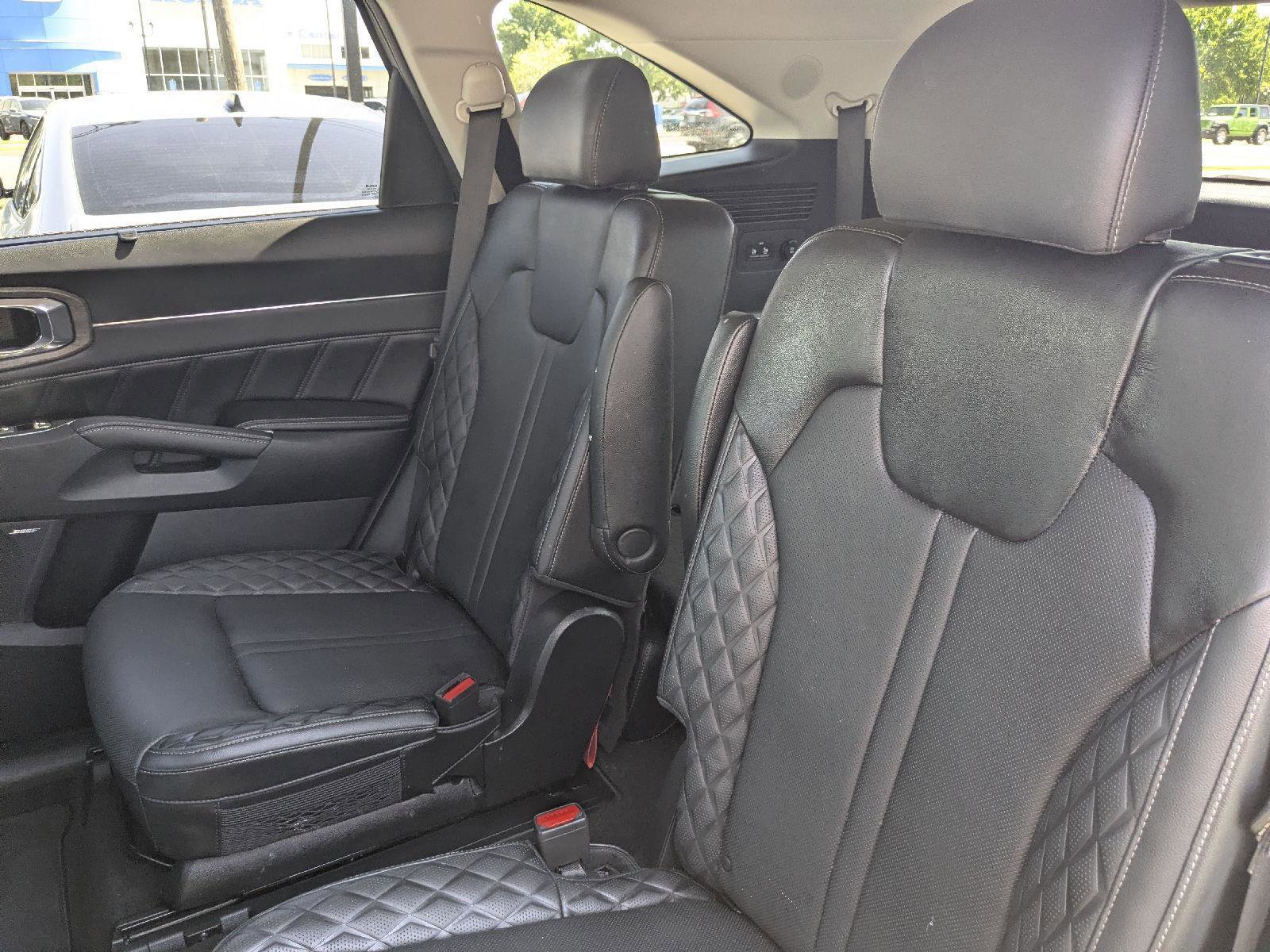 Used 2023 Kia Sorento SX Prestige AWD/4WD image 14