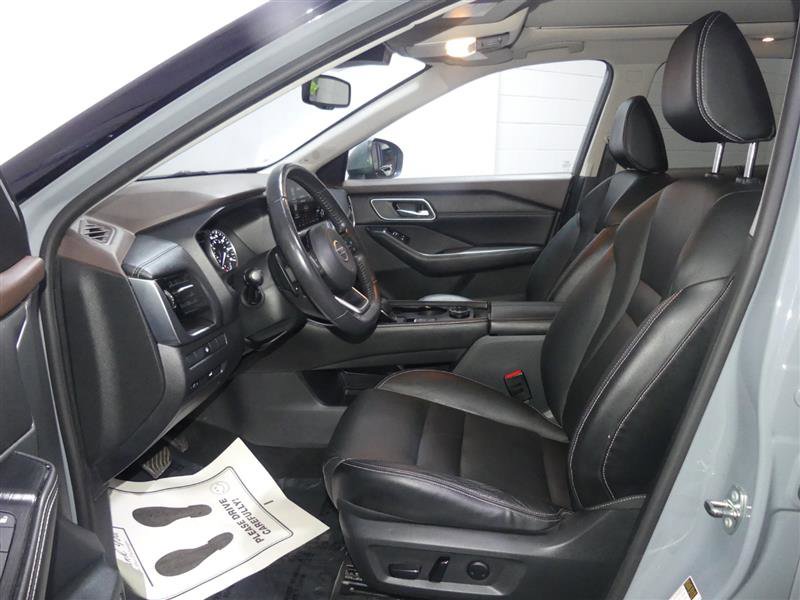 Used 2021 Nissan Rogue SL w/ Premium Package image 20