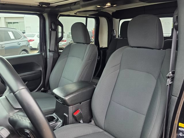 Used 2021 Jeep Gladiator Sport AWD/4WD image 13