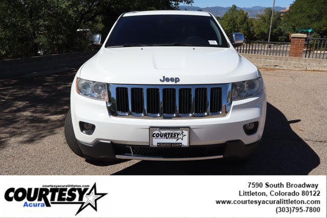 Used 2013 Jeep Grand Cherokee Limited AWD/4WD image 2