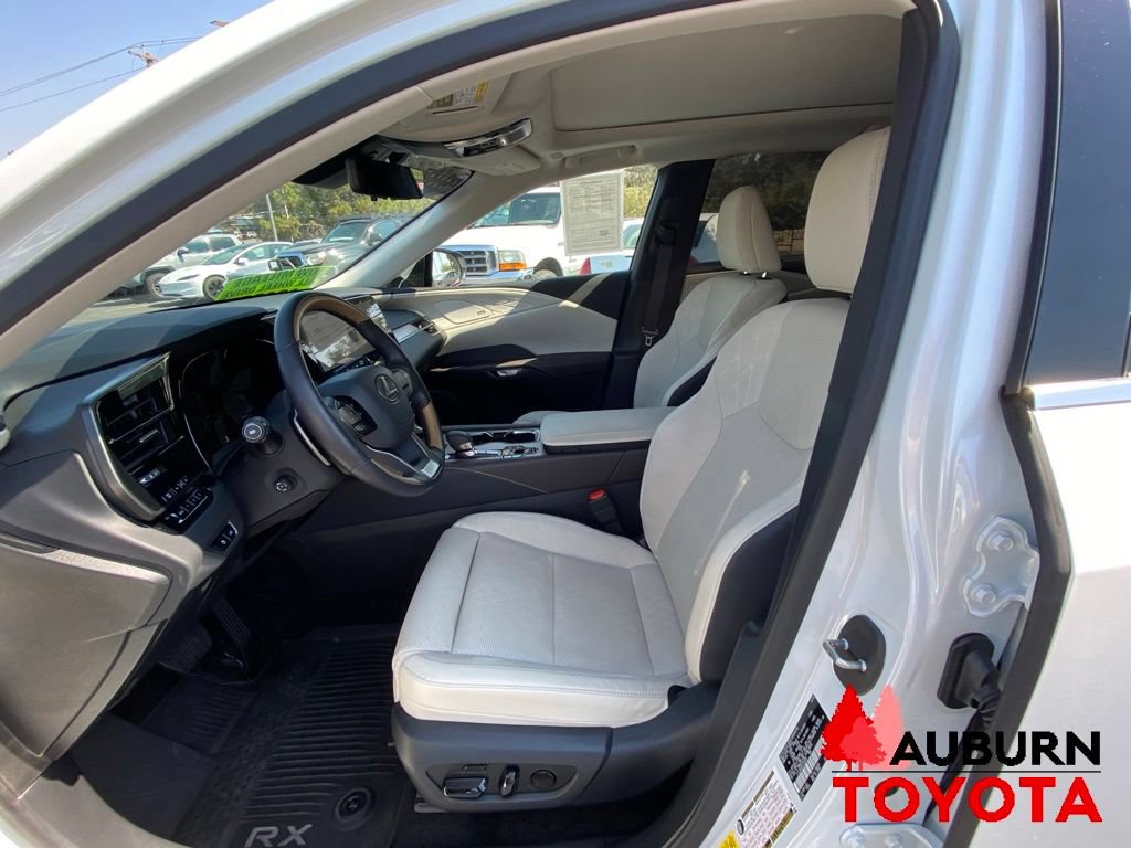 Used 2026 Lexus RX 450h AWD w/ Convenience Package image 32