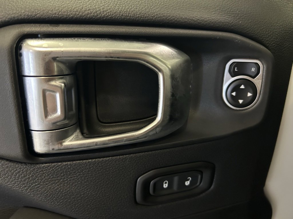 New 2025 Jeep Gladiator Rubicon w/ Convenience Group image 5