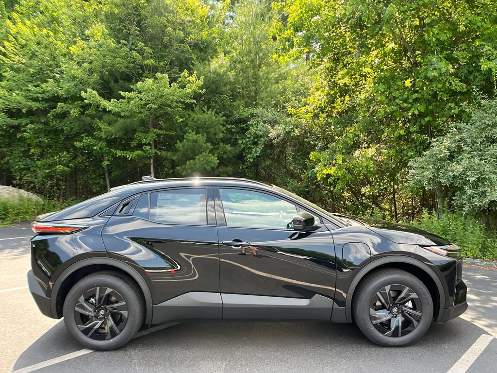 New 2026 Toyota C-HR AWD/4WD image 6