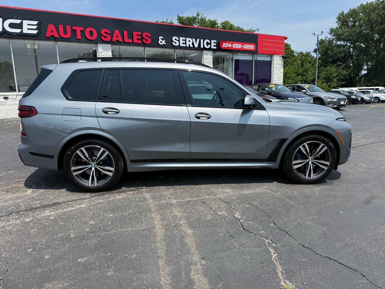 Used 2023 BMW X7 xDrive40i w/ Executive Package AWD/4WD image 8