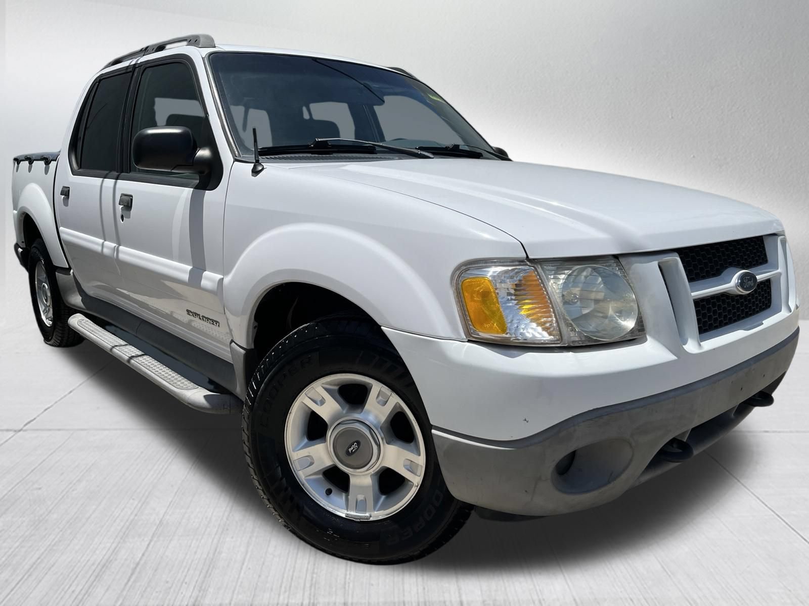Used 2001 Ford Explorer Sport Trac 2WD image 3