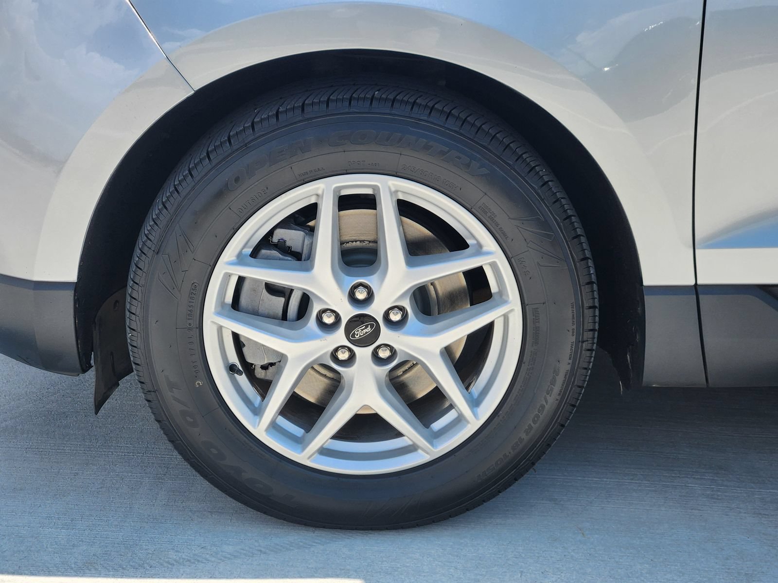 Used 2024 Ford Edge SEL AWD/4WD image 11