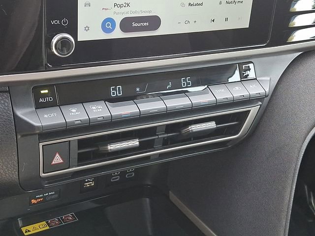 Used 2025 Toyota Camry LE FWD image 17