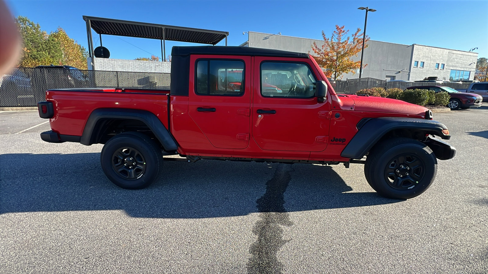 New 2026 Jeep Gladiator Sport image 7