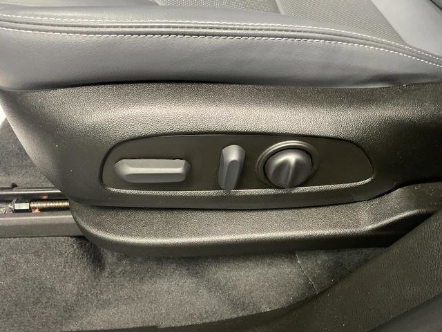 Used 2023 Buick Enclave Essence image 20