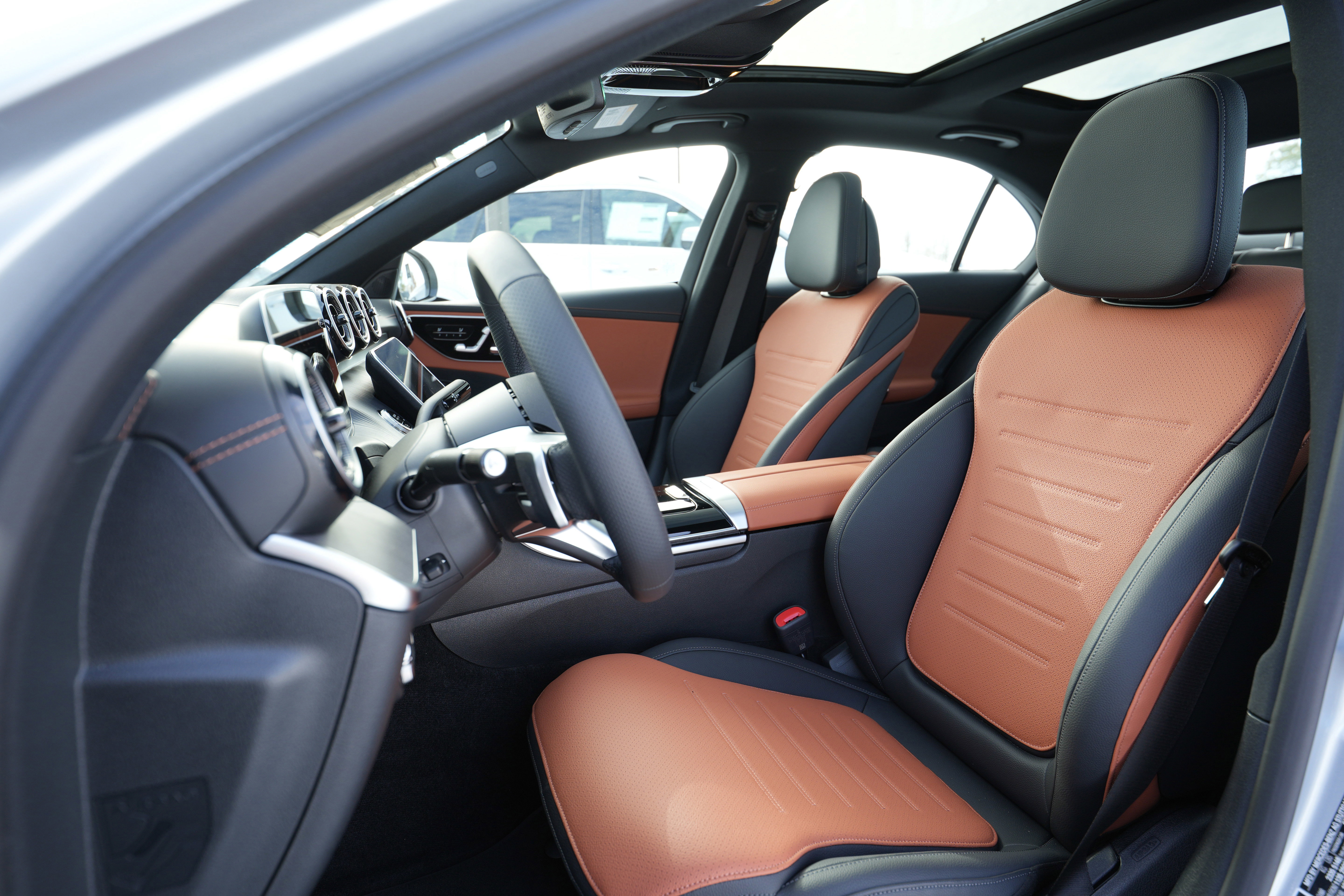 New 2026 Mercedes-Benz C 300 4MATIC Sedan image 33